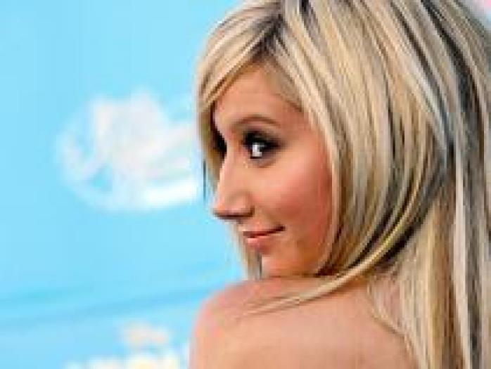 MENNXKEMGBPNPZWKLMJ - ashley tisdale