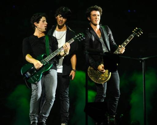 normal_42-22932854 - jonas brothers World Tour in LA