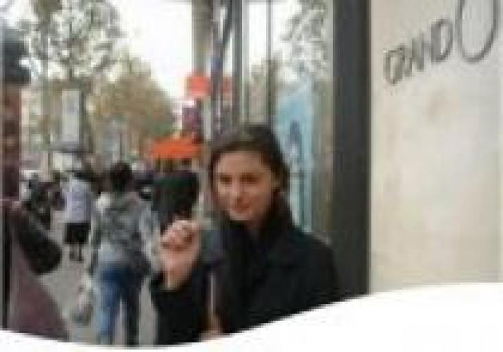 XESVJKBNJKTRCALRLME[1] - Phoebe Tonkin