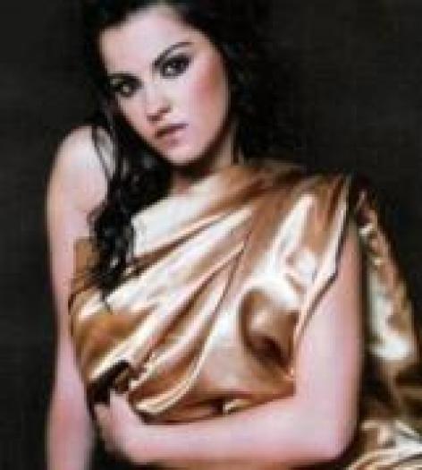 HPQQFSOQCXXCCQFXICX - Maite Perroni