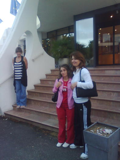 secretara si partenera lu x