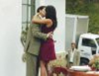 thumb_saruturile-pasionale-din-dona-barbara-foto_16