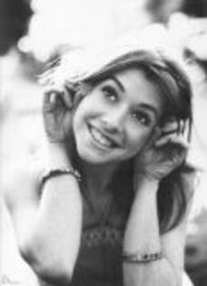 alyson_hannigan_12