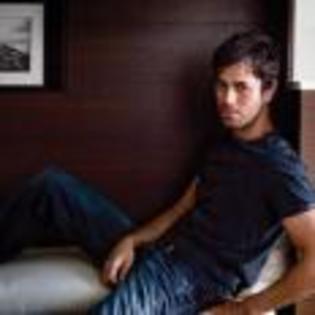 Enrique_Iglesias_1261761136_2