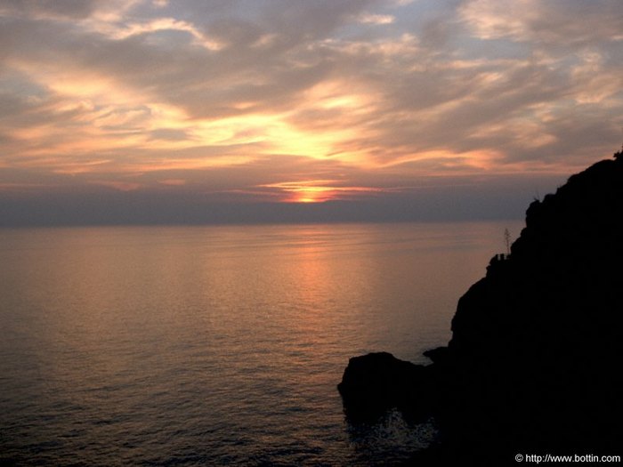 Sunset at Riomaggiore (Liguria) 1