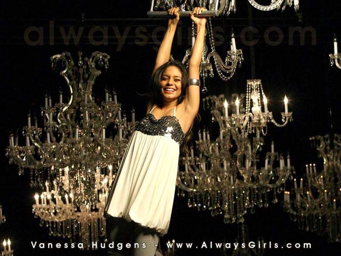 vanessa_hudgens02[1]