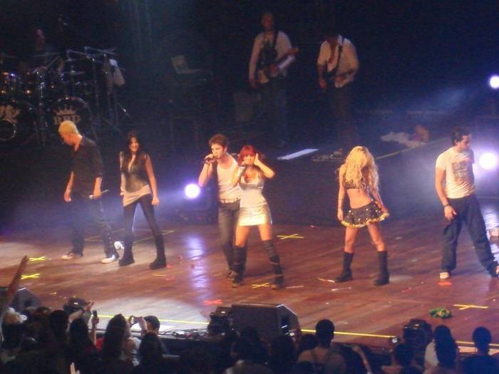 2urupl2 - poze RBD in concerte