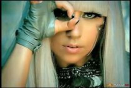 UITFQRPWKBOXFNMLKDB - Lady Gaga