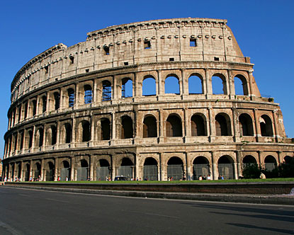 italy-rome-colosseum - Colosseum si turnul inclinat din pisa