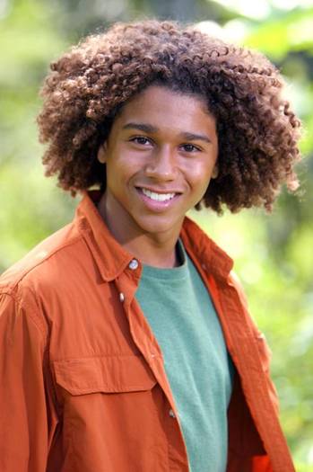 Corbin_Bleu_1230360464_0