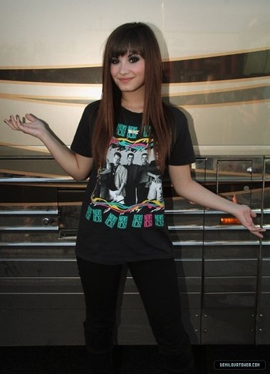 256hj0o - Demi Lovato