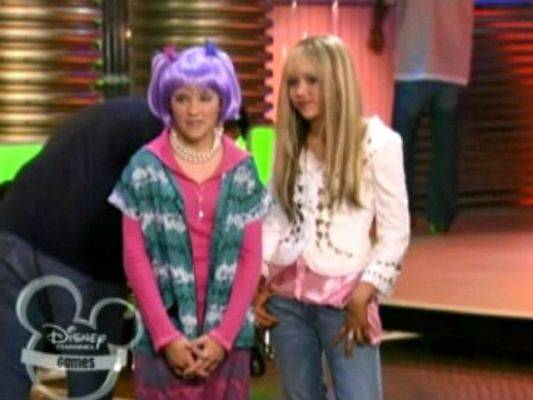 normal_121-076 - Hannah Montana
