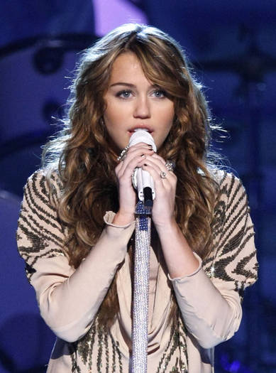 44th Annual Academy Country Music Awards Show 4R64Wx5q2bdl - miley cyrus