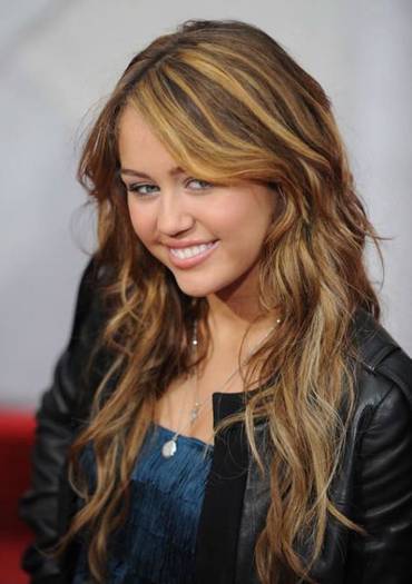 019 - Destiny Hope Cyrus