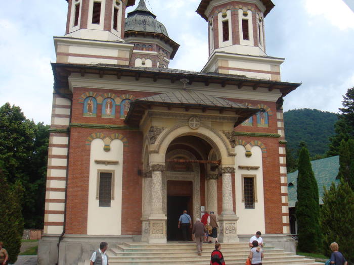 DSC00610 - manastirea Sinaia