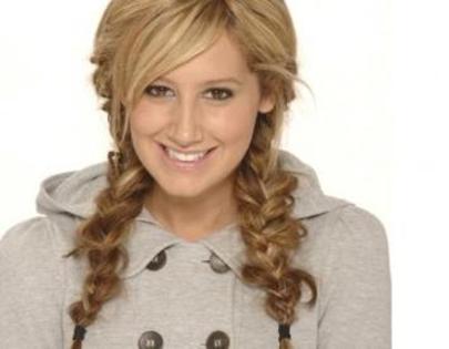 58914062-ashley-tisdale-2[1] - BaBy Ashley Tisdale