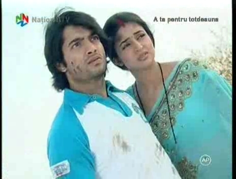 195_1_A_TA_PENTRU_TOTDEAUNA_SAGAR_SI_VIDYA_SUNT_UCISI.flv_000507633