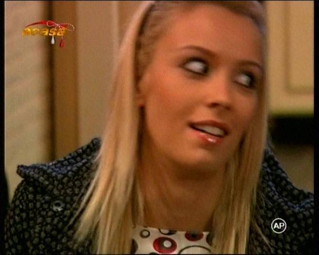 2vxrv34 - Diana Dumitrescu In Razboiul Sexelor