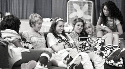 miley and her friends