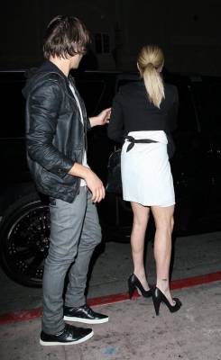 normal_010 - Zac Efron and Vanessa Hudgens and Brittany Snow out at Beso