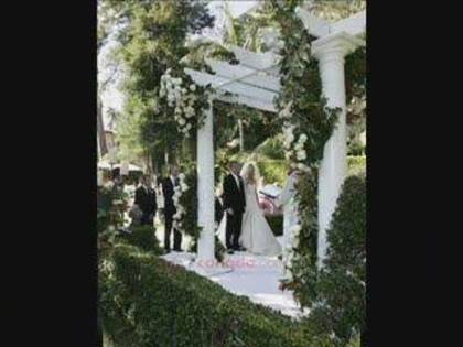 avril1 - Avril Lavigne-nunta