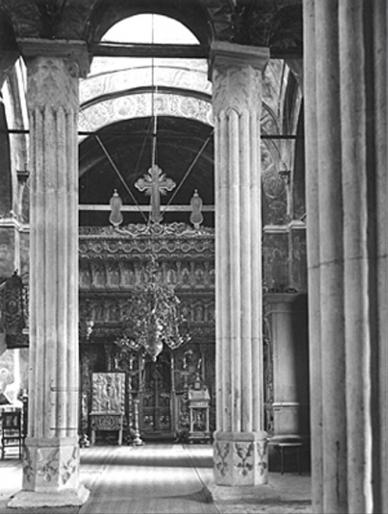 44. Manastirea Cotroceni, interiorul Bisericii - Institutii