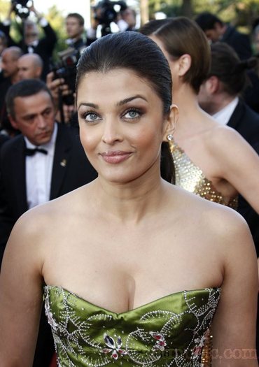 18356,xcitefun-aish-a23 - Aishwarya Rai