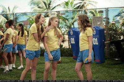 normal_2x02CuffsWillKeepUsTogether08 - hannah montana sezonul 2