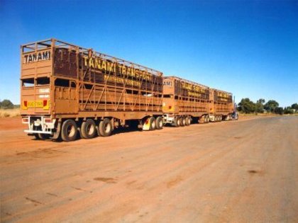 australia_road_train-ritemail.blogspot.com__8 - POZE TIRURI