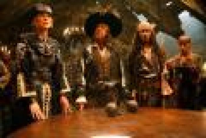 Pirates-of-the-Caribbean-At-World-s-End-1175346477 - Piratii din Caraibe