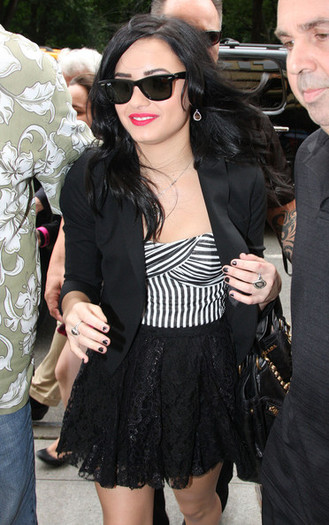 Lovato+s+happy+face+3HqrzhbVMMQl - 0-Demi Lovato-0