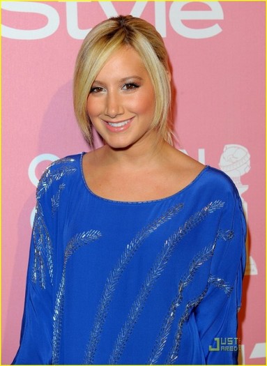 r299ah - Ashley Tisdale