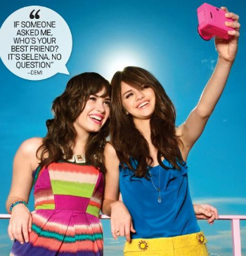 demi-n-selena-selena-gomez-and-demi-lovato-6726737-350-365 - Demi Si Selena