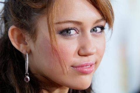 eng_miley_BM_Vermis_544006g - cele mai rare poze cu miley Cyrus