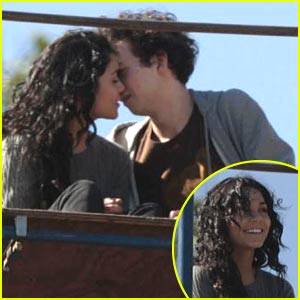 vanessa-hudgens-kiss-liam-aiken