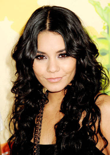 admphotos386666-Vanessa-Hudgens