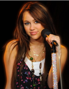 miley-cyrus-stripped - vedete