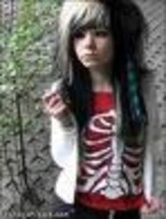 hth56yu - emili villanueva