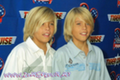 3324_tigercruisebig5 - cole and dylan