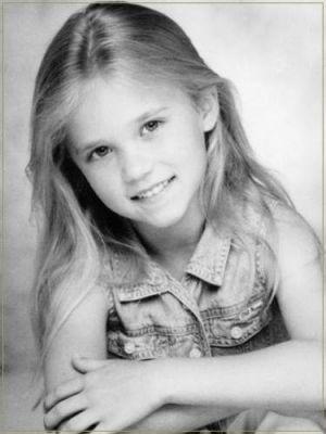 6883_large - Emily Osment