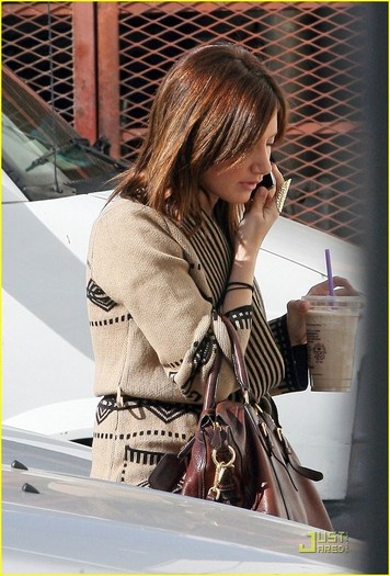 ashleytisdaleartsdeli02dz8