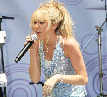 MileyCyrusSynger_a - hannah montana