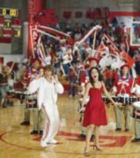 PDWPPVYUUAREBPMBCTQ - High School Musical STILLS