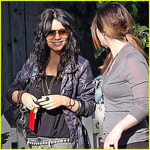 vanessa-hudgens-break