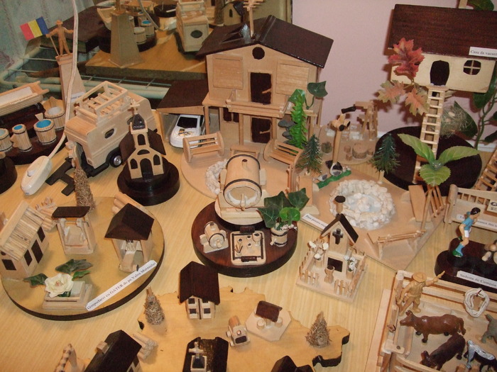 Obiecte multe - Artizanat din lemn