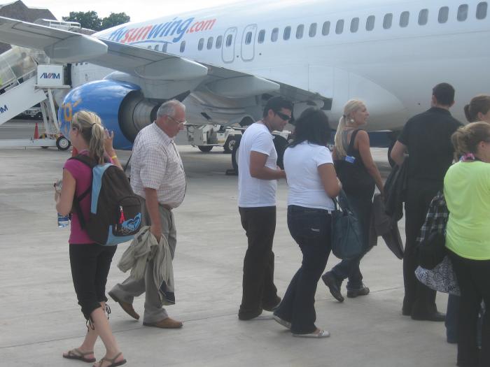 VACANTA S-A TERMINAT.Urmeaza zborul peste insulele BERMUDE.Brrrrrrrrr.......si cate legende sunt! - DOMINICANA-Punta Cana