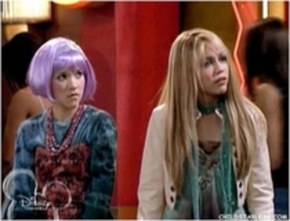 AAFNREOWZBKNSMYRBES - Hannah Montana Miley Cyrus