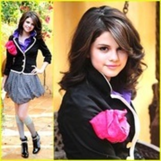 PKRXSJIQIAVJYBAKVJC - poze Selena Gomez