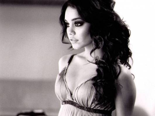 vanessa_hudgens_wallpaper_351177