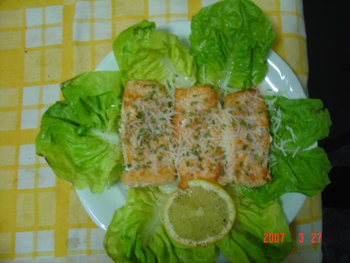 peste pane +parmezan+ceapa verde